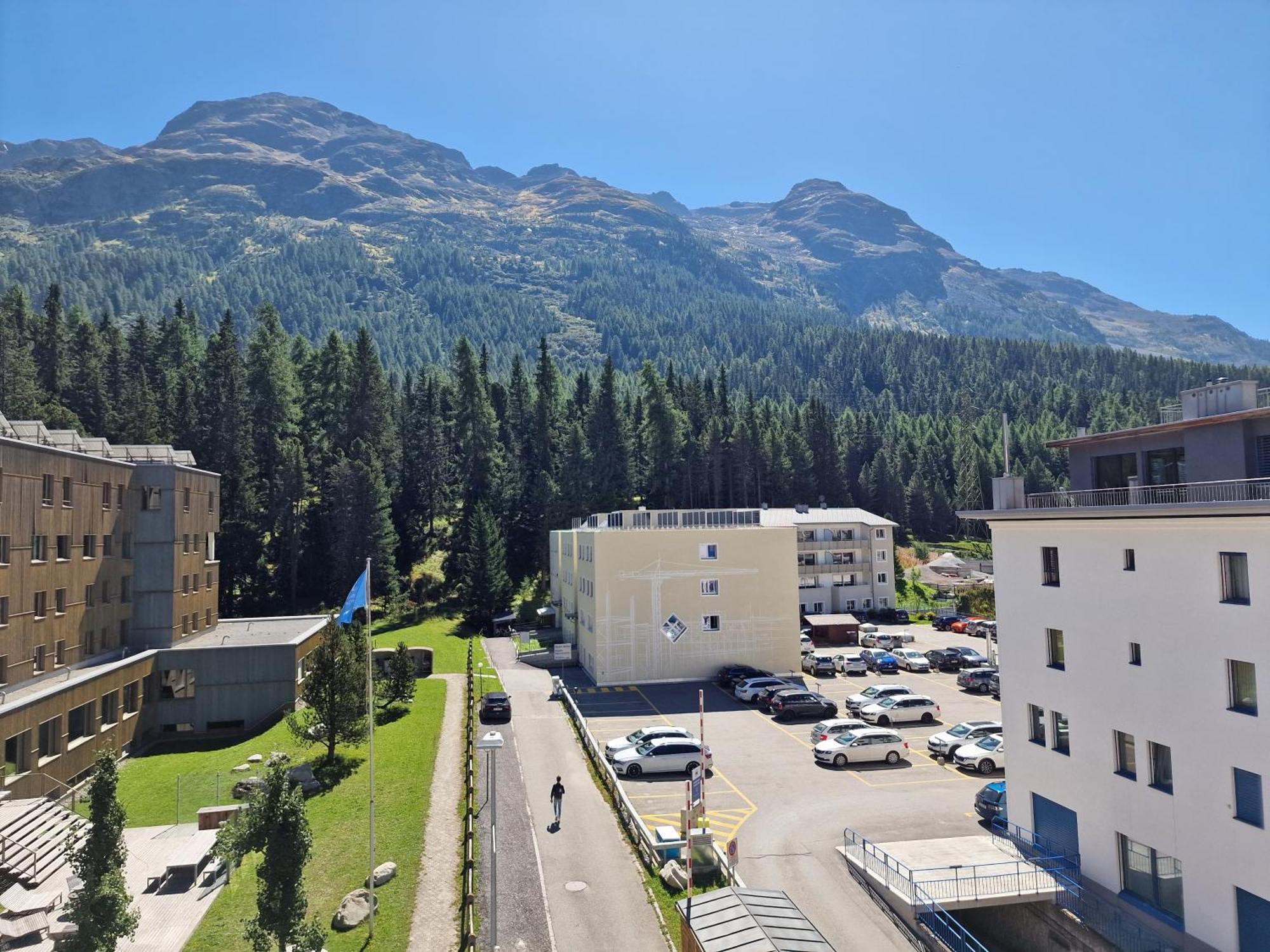 Apartments Flora - Sunflower Sankt Moritz Buitenkant foto